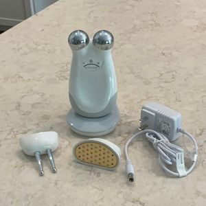 NuFace Facial Toning Device